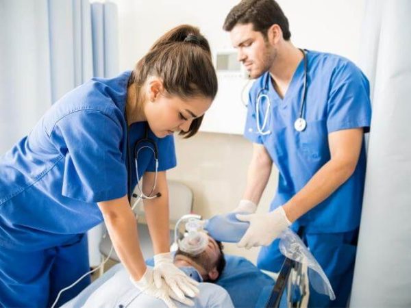 SOPORTE VITAL BÁSICO (SVB) Y DESFIBRILADOR SEMIAUTOMÁTICO (DESA)