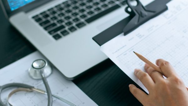 NOCIONES BÁSICAS DE INFORMÁTICA Y SEGURIDAD